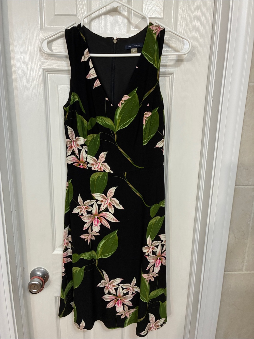 Vince Camuto Black Floral V-Neck Midi Dress with Pink Blossoms